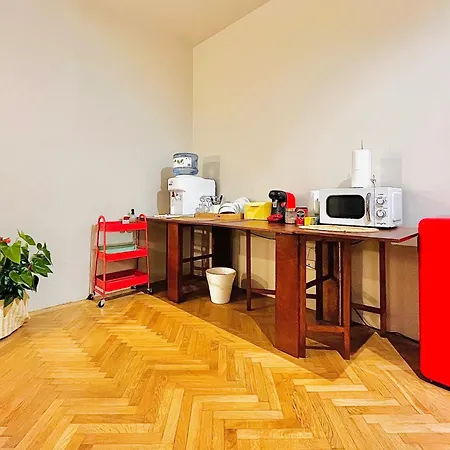 Center Unirii Square Private With View - Shared Amenities Rum i privatbostad