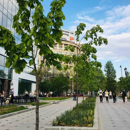 Center Unirii Square Private With View - Shared Amenities بوخارست