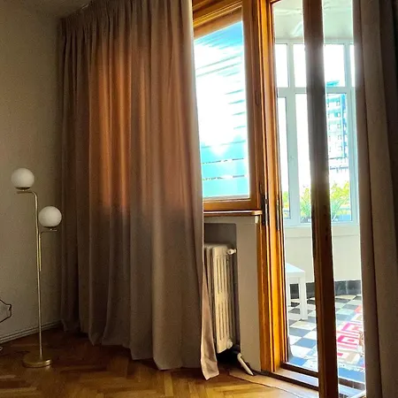 Center Unirii Square Private With View - Shared Amenities *