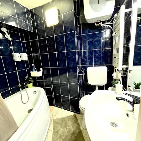 Center Unirii Square Private With View - Shared Amenities Kwatera prywatna