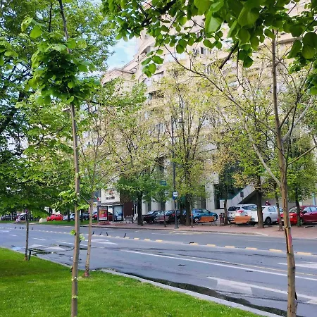 Homestay Center Unirii Square Private With View - Shared Amenities Bucharest