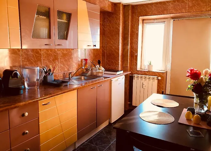 Accommodatie bij particulieren Center Unirii Square Private With View - Shared Amenities